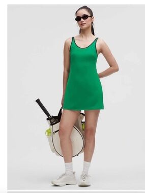 Lululemon NWT Raceway Green with Rainforest Green Trim XL Tennis Dress Align